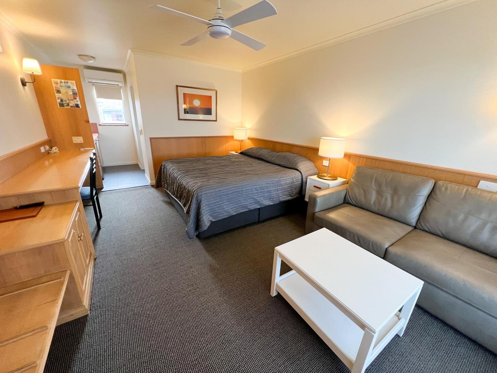 Summerhill Motor Inn (Adults Only) Merimbula Eksteriør bilde